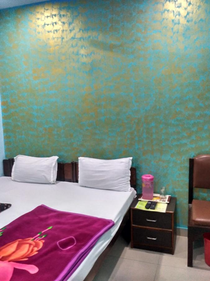 Hotel Atithi Galaxy Kānpur Eksteriør bilde